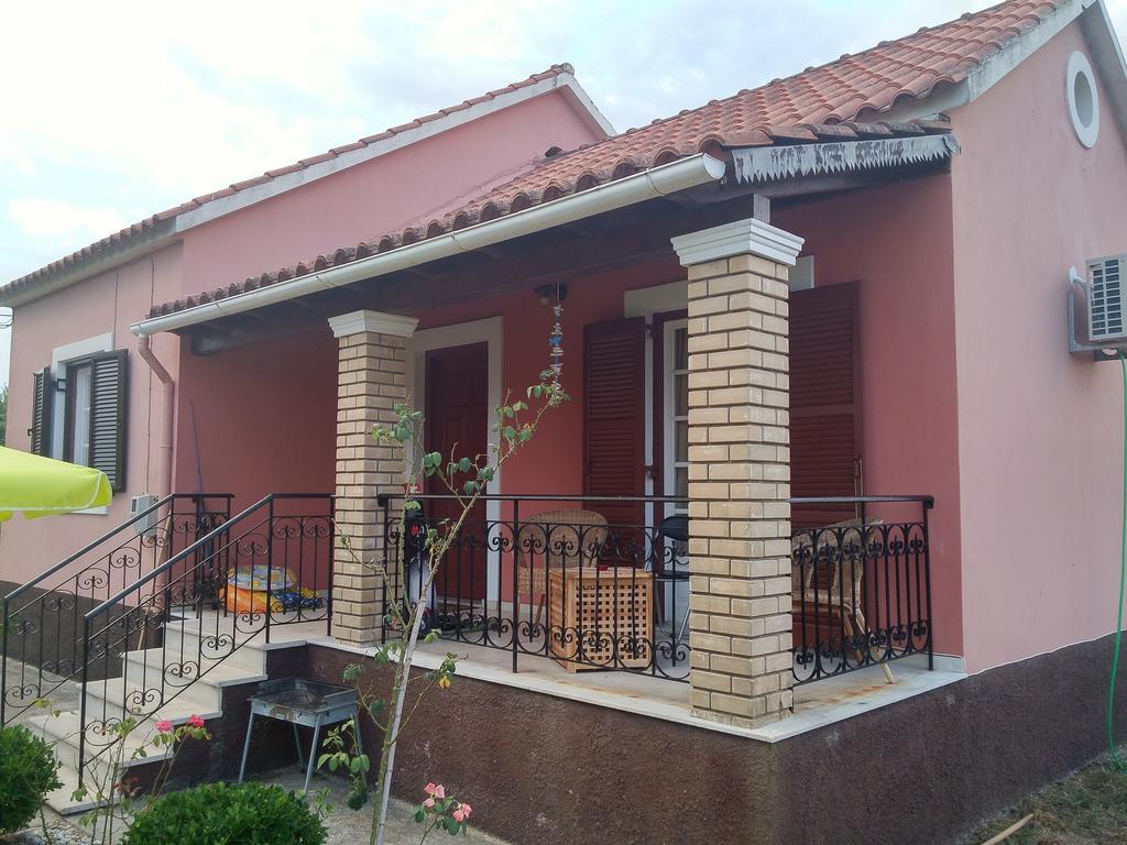 Beautiful Nearby Beach House With Garden, Private Pool And Large Yard Sidari  Ruang foto