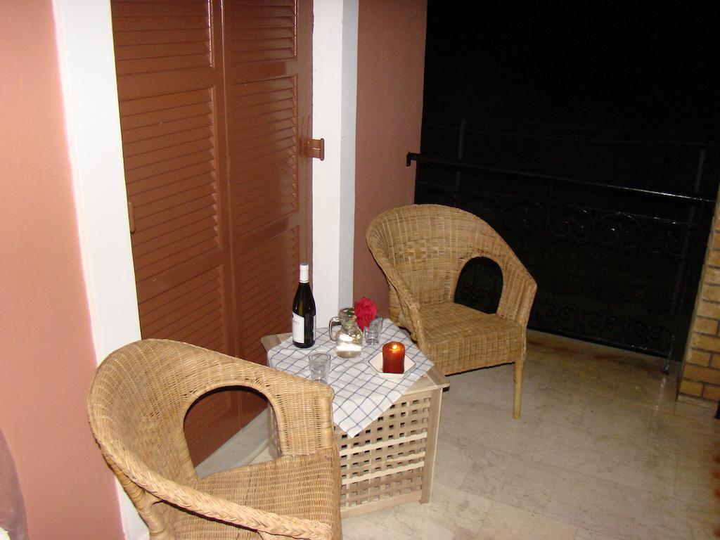 Beautiful Nearby Beach House With Garden, Private Pool And Large Yard Sidari  Ruang foto